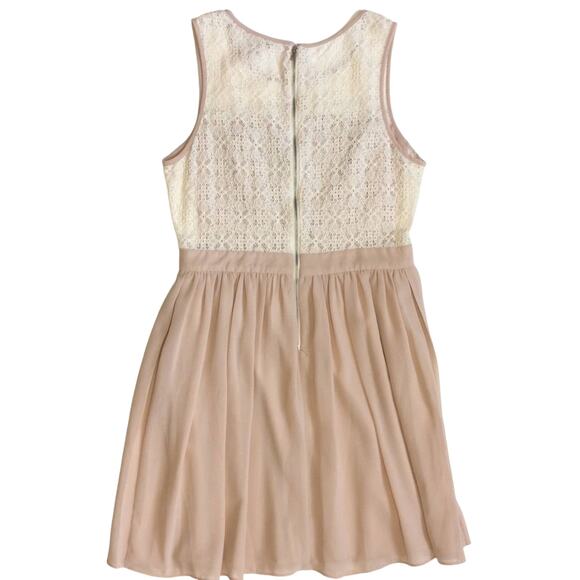 FOREVER 21 | Blush/Cream Lace Pleated Dress Small - Picture 2 of 8